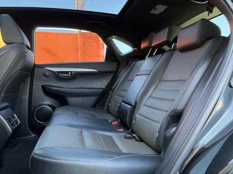 Lexus NX 300h F Sport Panoramico 4WD 145 kW (197 CV)