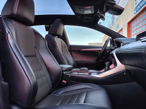 Lexus NX 300h F Sport Panoramico 4WD 145 kW (197 CV)
