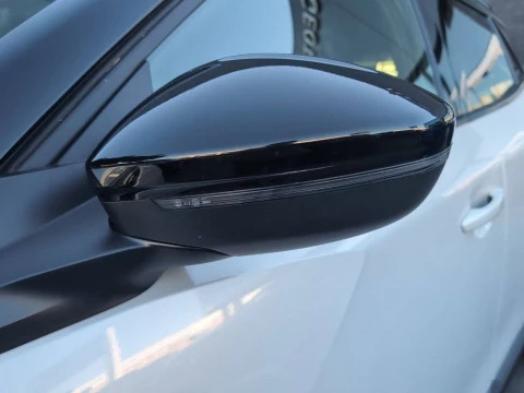 Peugeot 2008 GT BlueHDI 130 S&S EAT8