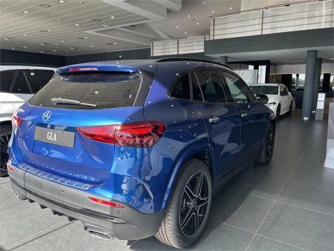 Mercedes-Benz GLA 200 D