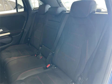 Mercedes-Benz GLA 200 D