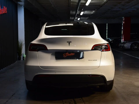 Tesla Model Y Gran Autonomía 4WD