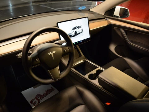 Tesla Model Y Gran Autonomía 4WD