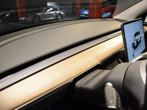 Tesla Model Y Gran Autonomía 4WD