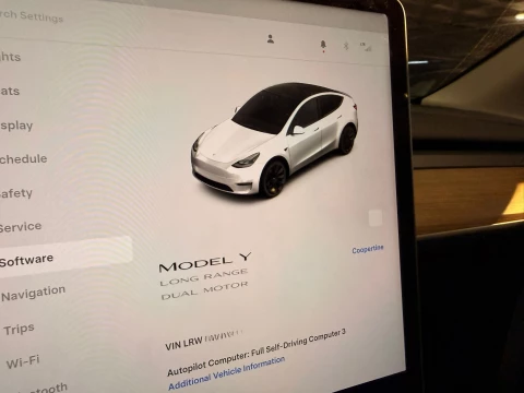 Tesla Model Y Gran Autonomía 4WD