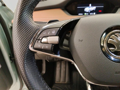 Skoda Enyaq IV 80 150 KW (204 CV) 82 KWH (77 KWH NET
