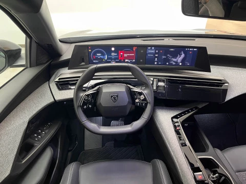 Peugeot 5008 1.2 107KW Allure eDCS6