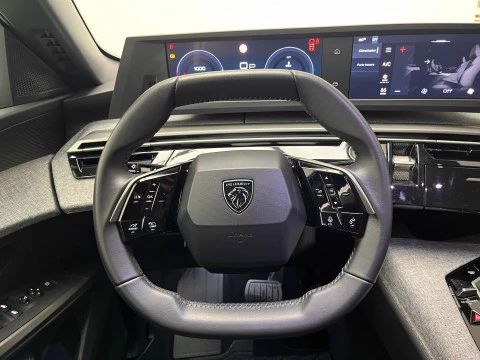 Peugeot 5008 1.2 107KW Allure eDCS6
