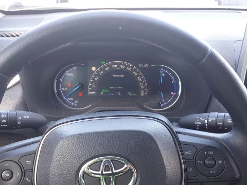 Toyota Rav4 2.5l 220H Advance