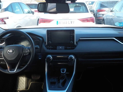 Toyota Rav4 2.5l 220H Advance