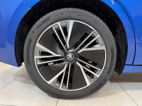 Skoda Enyaq 85 82 kWh 210 kW (286 CV)