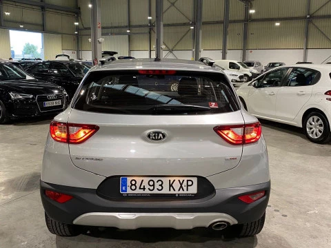 Kia Stonic 1.0 T-GDi 74kW (100CV) Concept