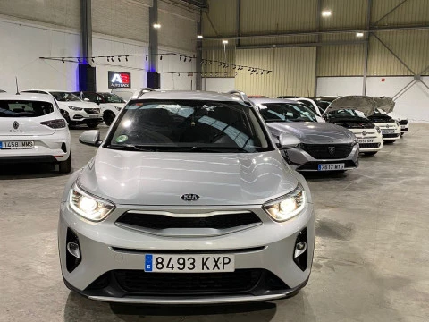 Kia Stonic 1.0 T-GDi 74kW (100CV) Concept