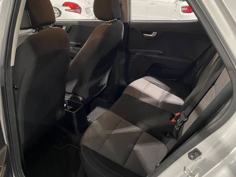 Kia Stonic 1.0 T-GDi 74kW (100CV) Concept