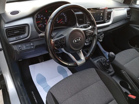 Kia Stonic 1.0 T-GDi 74kW (100CV) Concept