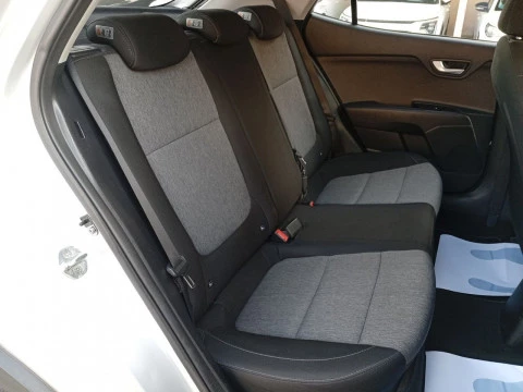 Kia Stonic 1.0 T-GDi 74kW (100CV) Concept