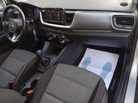 Kia Stonic 1.0 T-GDi 74kW (100CV) Concept