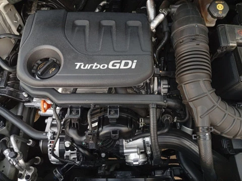 Kia Stonic 1.0 T-GDi 74kW (100CV) Concept