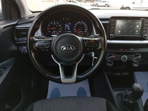 Kia Stonic 1.0 T-GDi 74kW (100CV) Concept