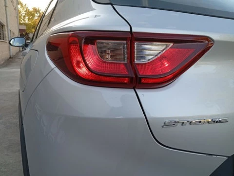 Kia Stonic 1.0 T-GDi 74kW (100CV) Concept