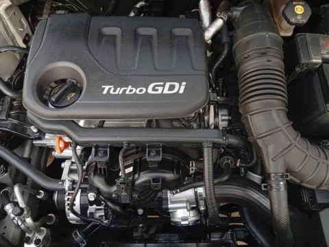 Kia Stonic 1.0 T-GDi 74kW (100CV) Concept