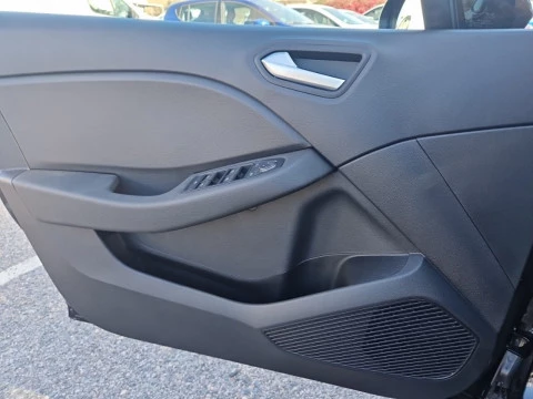 Renault Clio Evolution TCe 90 (67kw)