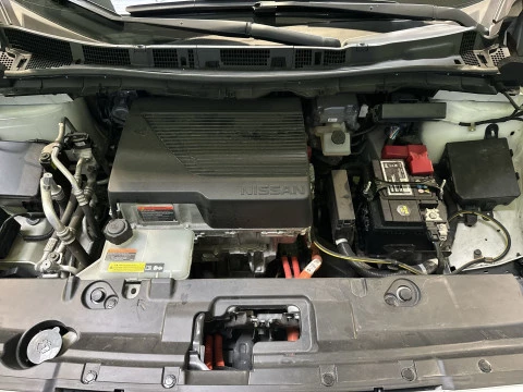 Nissan Leaf 40kWh N-Connecta 110 kW (150 CV)