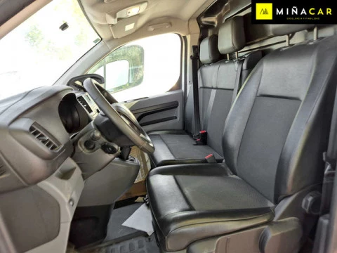 Peugeot Expert Furgon BlueHDi 120 S&S Pro Standard 88 kW (120 CV)