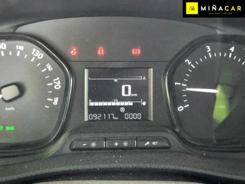 Peugeot Expert Furgon BlueHDi 120 S&S Pro Standard 88 kW (120 CV)