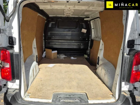 Peugeot Expert Furgon BlueHDi 120 S&S Pro Standard 88 kW (120 CV)