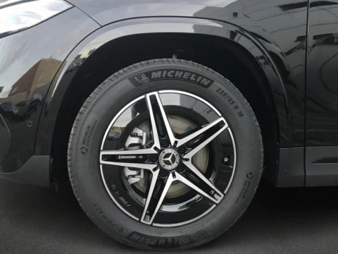 Mercedes-Benz EQA  250+ + AMG Line
