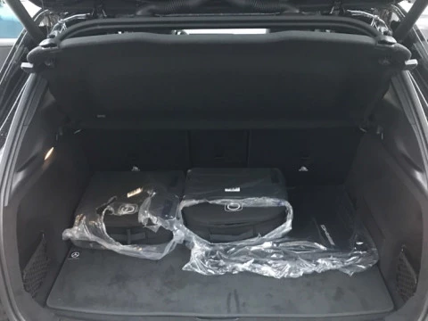 Mercedes-Benz EQA  250+ + AMG Line