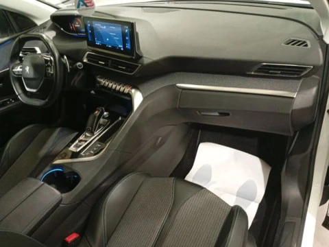 Peugeot 3008 1.5 BlueHDi 96kW S&S Allure Pack EAT8