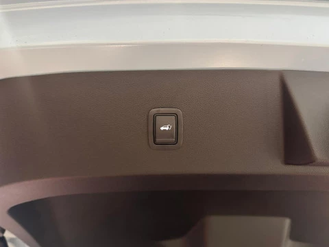 Renault 4 E-Tech Renault  electrico iconic 110 kW (150 CV) autonomia confort