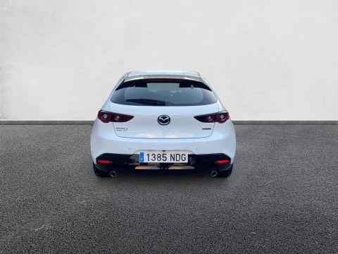 Mazda3 2.5L E-SKY G MHEV 103kW Centre-line
