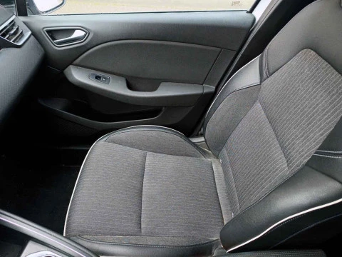 Renault Clio TCe Zen 67kW 5P