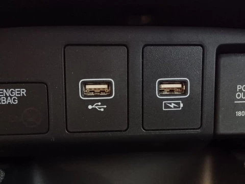 Honda Jazz 1.5 i-MMD CROSSTAR Honda Jazz 1.5 i-MMD CROSSTAR