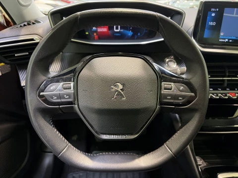 Peugeot 2008 BlueHDi 110 Allure Pack 81 kW (110 CV)