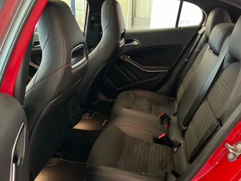 Mercedes-Benz Clase GLA GLA 250 4MATIC AMG Line