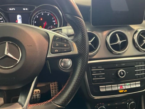 Mercedes-Benz Clase GLA GLA 250 4MATIC AMG Line