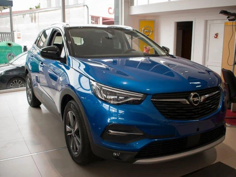 Opel Grandland X 1.2 TURBO DESIGN & TECH 5P