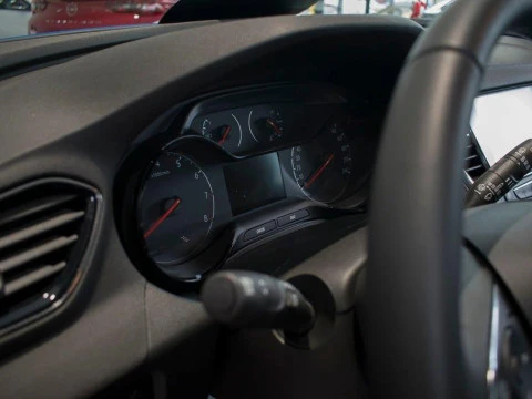 Opel Grandland X 1.2 TURBO DESIGN & TECH 5P
