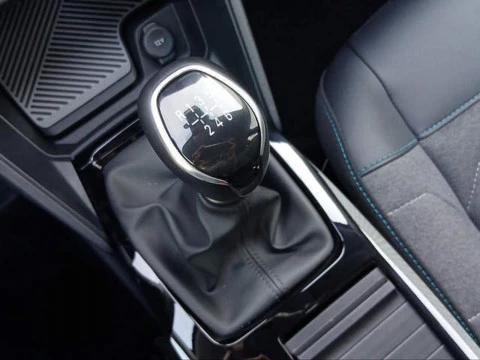 Citroën C4 PureTech 130 S&S 6v Plus 96 kW (131 CV)