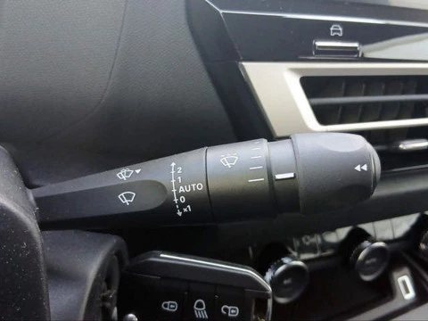 Citroën C4 PureTech 130 S&S 6v Plus 96 kW (131 CV)