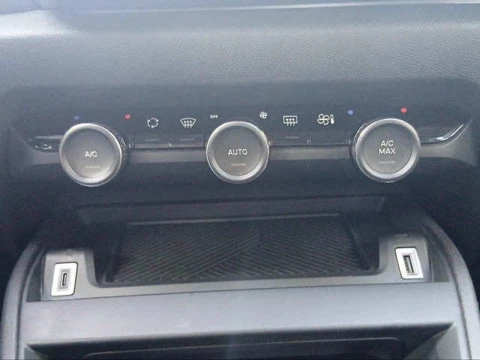 Citroën C4 PureTech 130 S&S 6v Plus 96 kW (131 CV)