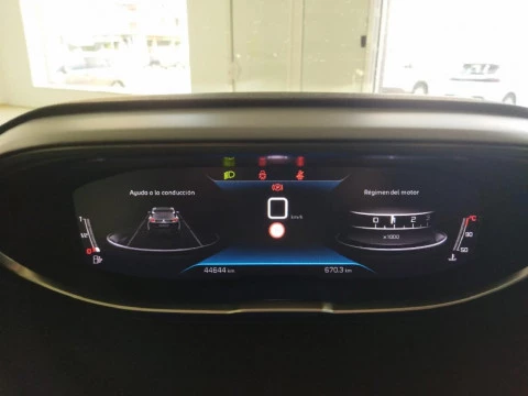 Peugeot 3008 ACP PT 130 MAN