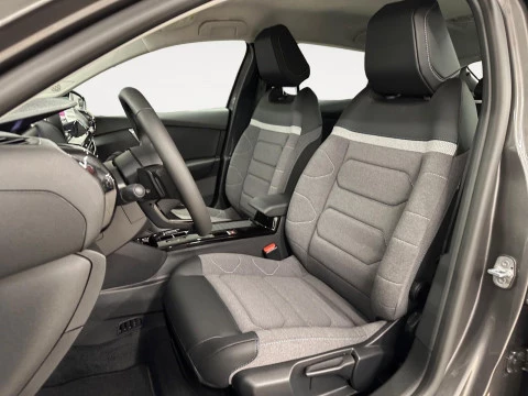 Citroën C4 BlueHDi 130 S&S EAT8 Plus