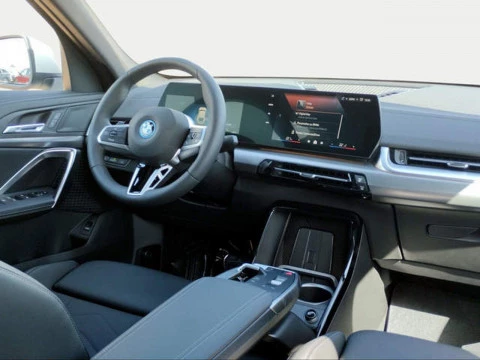 BMW iX2 eDrive20