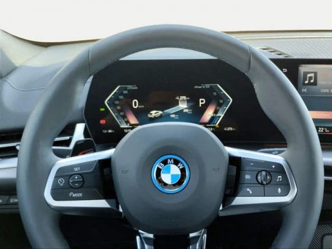 BMW iX2 eDrive20