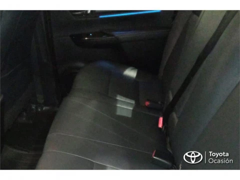 Toyota Hilux Cabina Doble Invincible Aut.